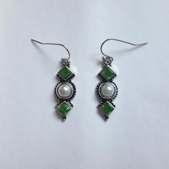 NWOT Green CZ Faux Pearl Geometric Earrings - Picture 1 of 4